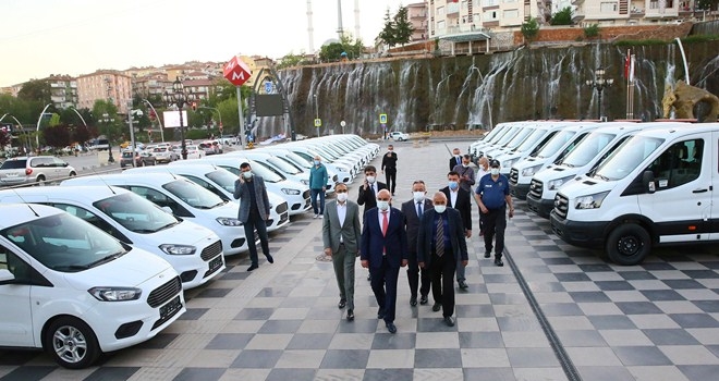 KEÇİÖREN´DE DAHA HIZLI HİZMET İÇİN 42 YENİ ARAÇ 