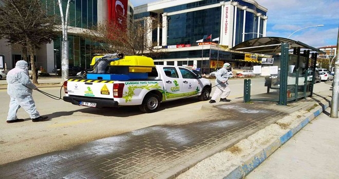 Temizlik ve dezenfekte seferberliği sürüyor