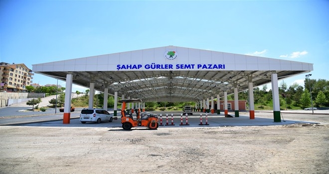 Şahap Gürler Pazaryeri açılış için gün sayıyor
