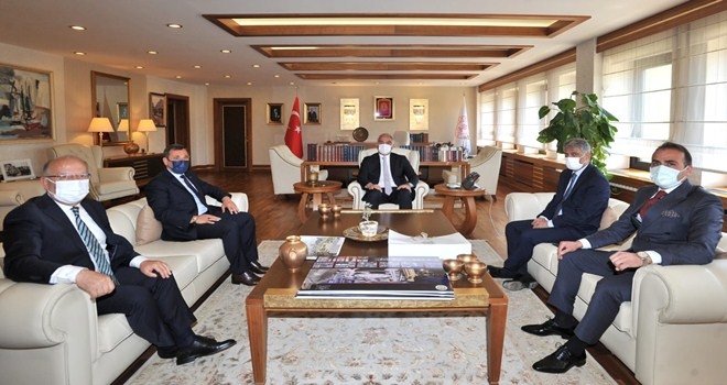 DEMİREL BAKAN ERSOY´U ZİYARET ETTİ