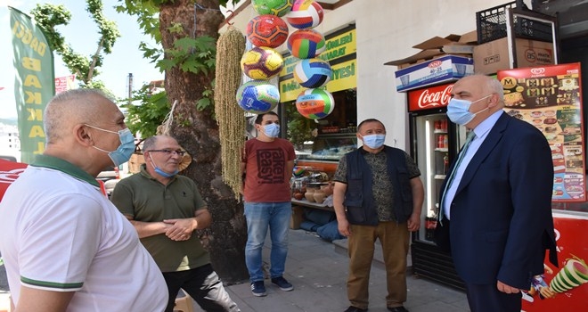 Başkan Acar´dan esnaf turu