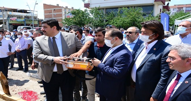 Satıkadın Mahalle Kültür Evi´nin temeli atıldı