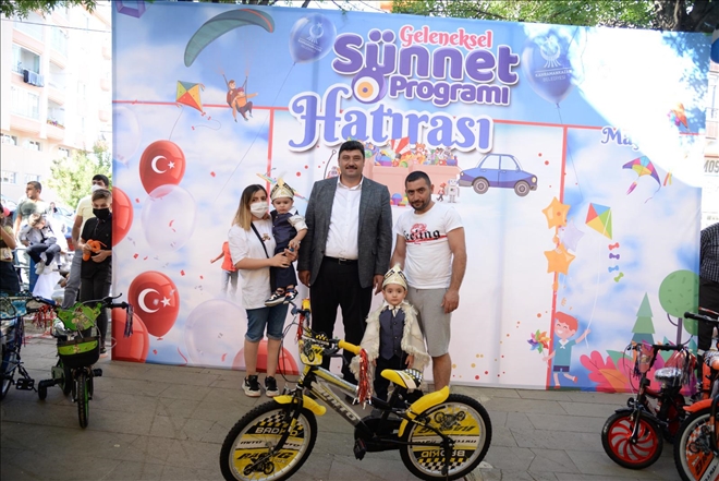 Erkekliğe ilk adımı atıp, doyasıya eğlendiler