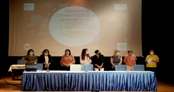 Kadınlar, belediye meclisinde söz sahibi oluyor