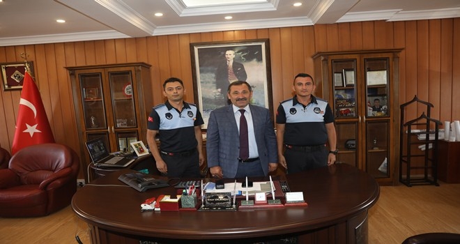ÖRNEK DAVRANIŞA DEMİREL´DEN ALTIN