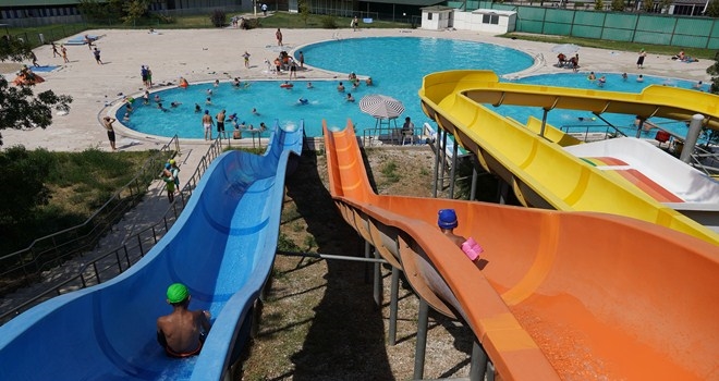 KEÇİÖREN´DE AQUA PARKLAR DOLUP TAŞTI