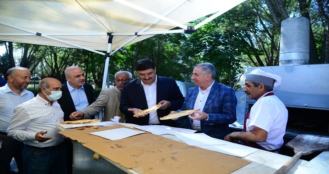 Gakkoşlardan Kahramankazan´da  peynirli ekmek festivali