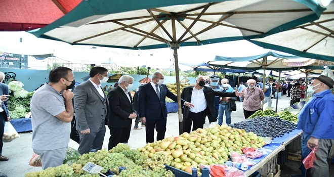 Ahilik haftasında esnafla buluştular