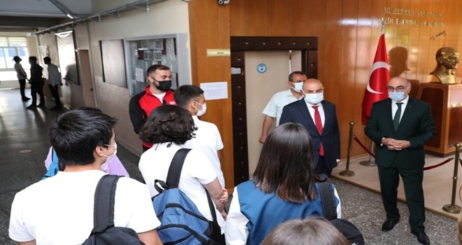 ALTINOK EĞİTİM GÖRDÜĞÜ OKULLARI ZİYARET ETTİ