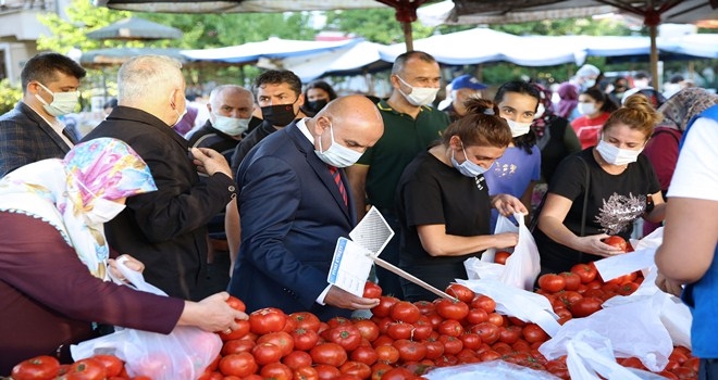 KEÇİÖREN´DEKİ SEMT PAZARLARINDA YÜZDE YÜZ MEMNUNİYET 