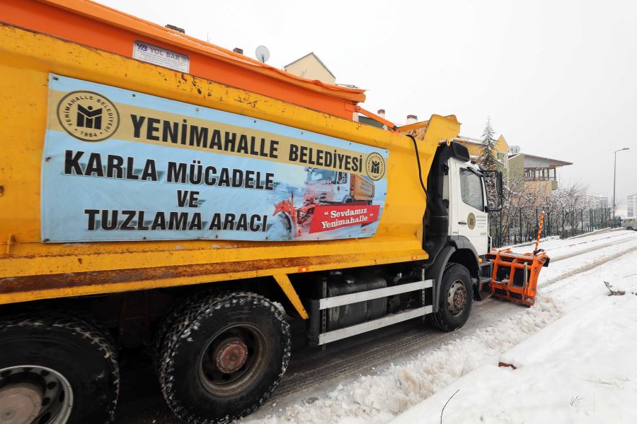 Yenimahalle’den yoğun kar mesaisi