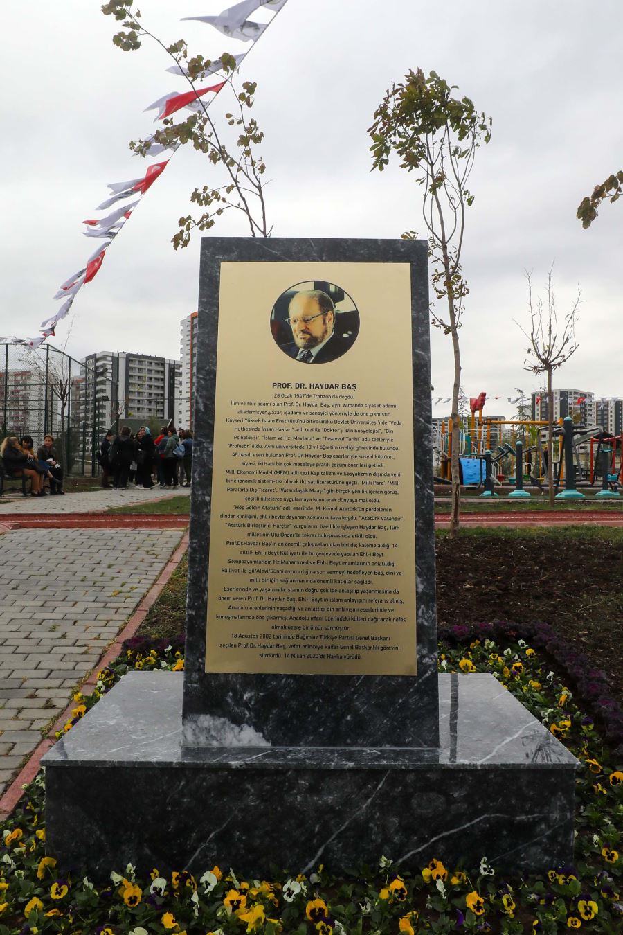 Prof. Dr. Haydar Baş Yenimahalle’de yaşayacak
