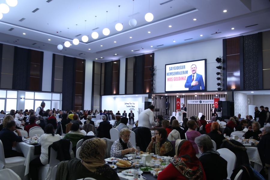 DEMİREL MAHALLE TOPLANTILARI YAPIYOR