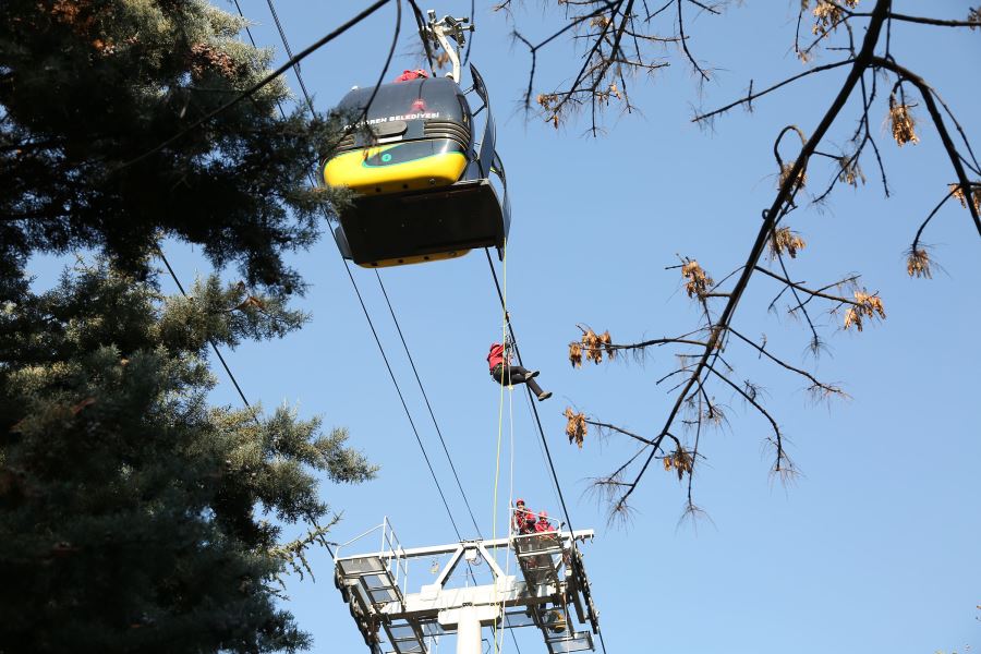 JANDARMA ARAMA KURTARMA TİMİ’NDEN KEÇİÖREN TELEFERİK’TE TATBİKAT 