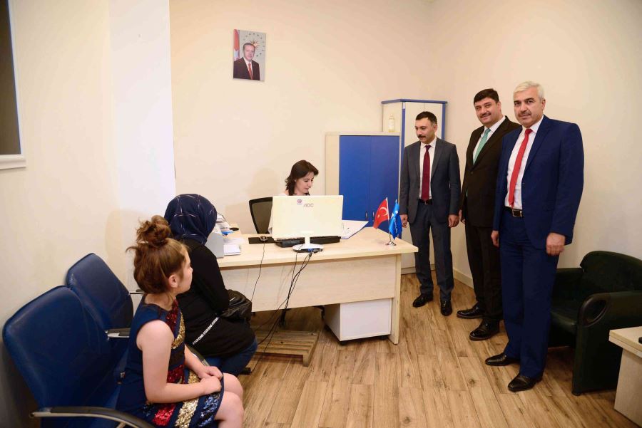 KİM iş sahibi yapmaya devam ediyor