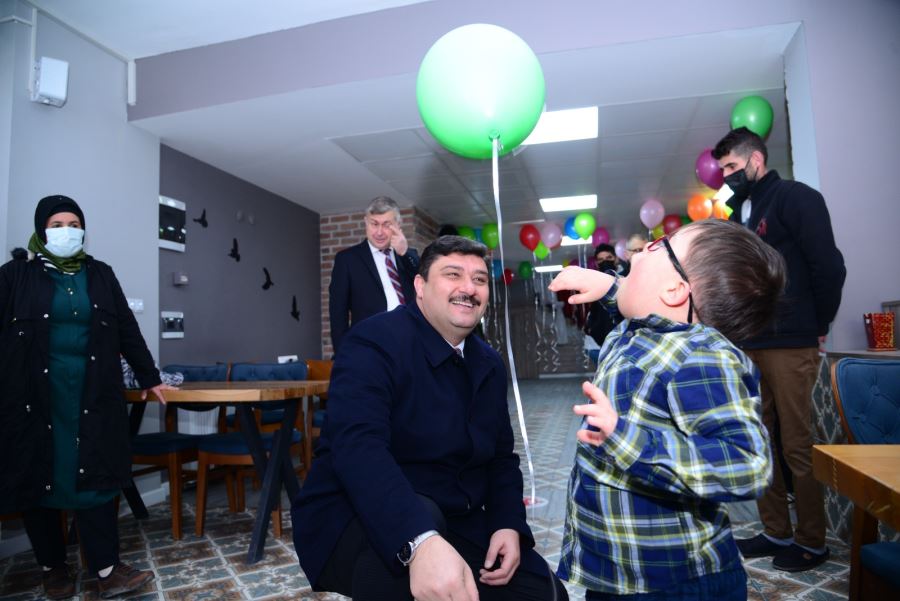 Başkan Oğuz’dan “artı bir” bireyler onuruna kahvaltı