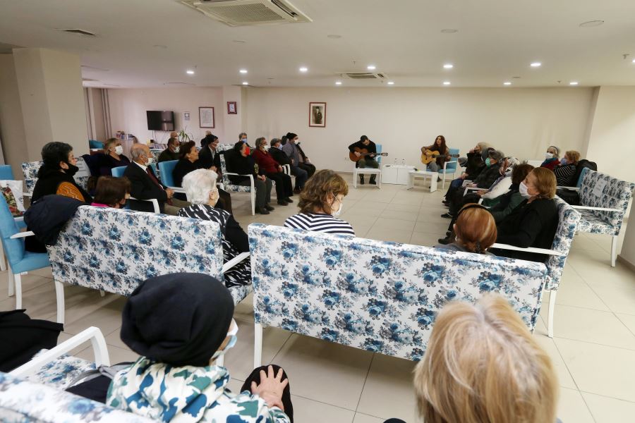 Yenimahalle’de Yaşlılara Saygı Haftası kutlandı