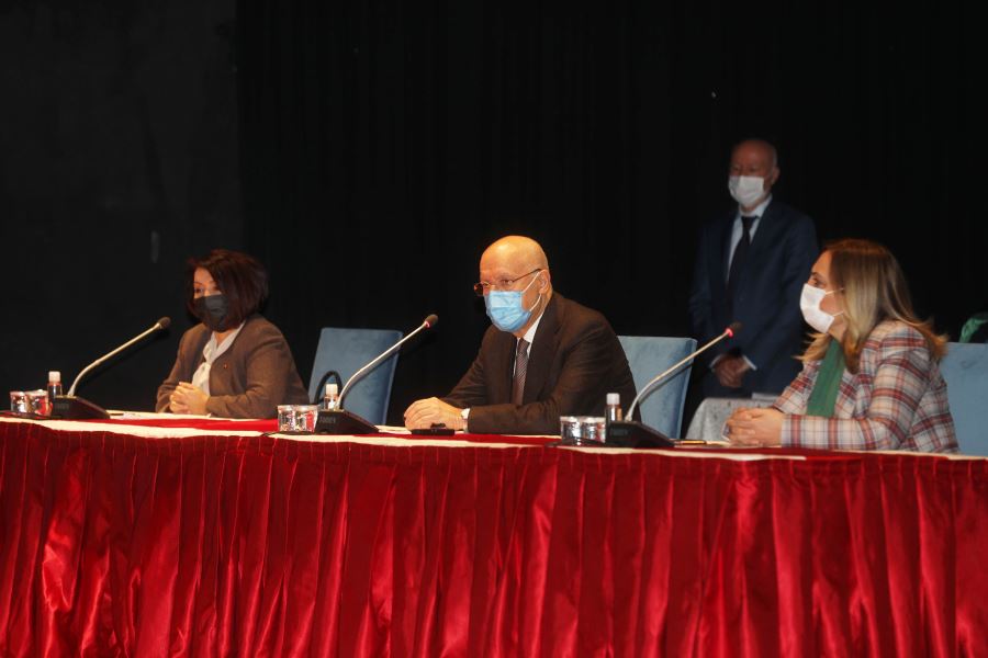 Yaşar, 8 Mart Dünya Kadınlar Günü’nü kutladı