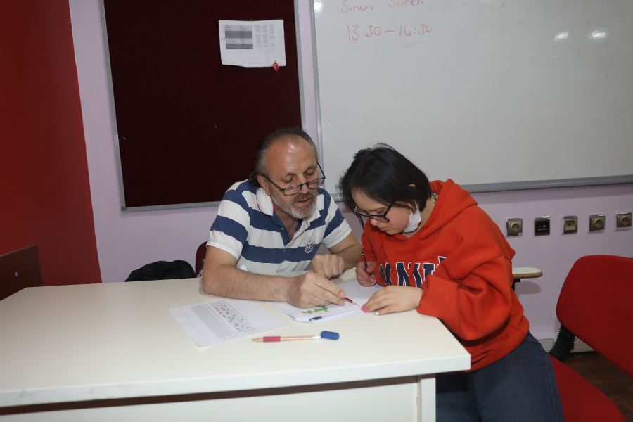 ETİMESGUTLU ENGELLİ MEMUR ADAYLARI EKPSS