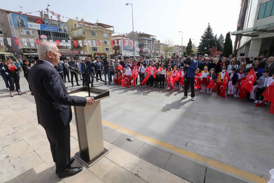 23 Nisan Yenimahalle’de coşkuyla kutlandı