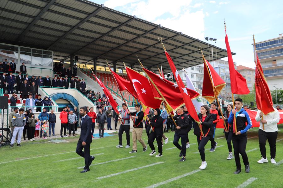 Kızılcahamam’da 19 Mayıs Törenle Kutlandı