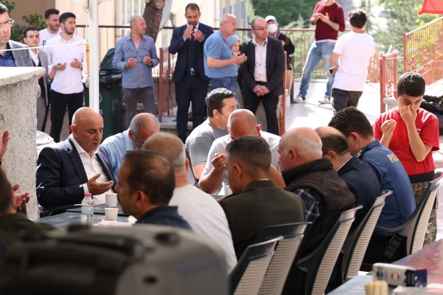 ALTINOK’TAN ŞEHİT ÜSTEĞMENİN  AİLESİNE TAZİYE ZİYARETİ