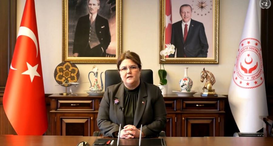 Aile ve Sosyal Hizmetler Bakanı Derya Yanık Anneler Günü Mesajı Yayımladı