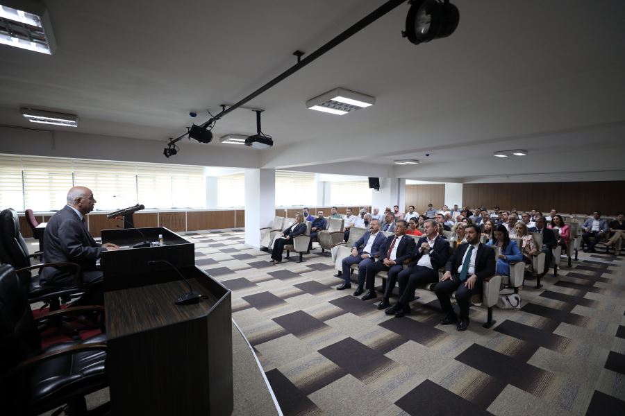 Başkan Yaşar’dan müdürlerine tasarruf talimatı 