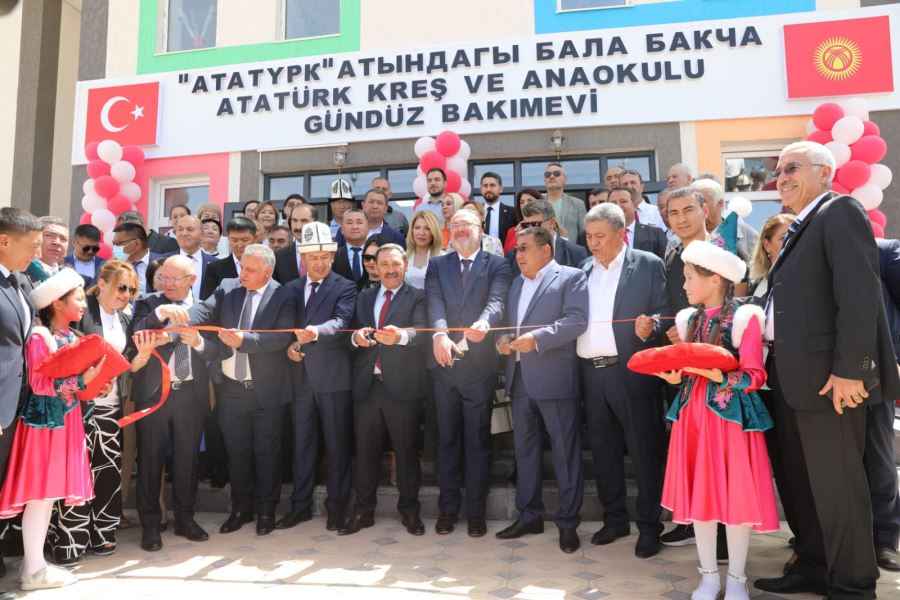 TANRI DAĞLARI