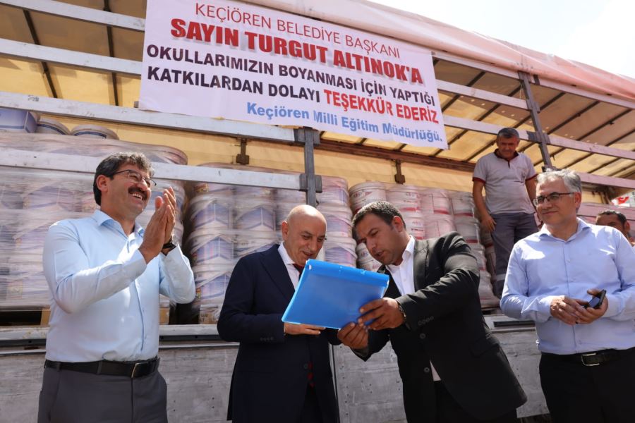 KEÇİÖREN BELEDİYESİNDEN OKULLARA BOYA DESTEĞİ 