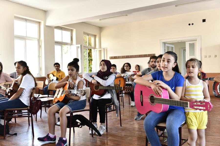 Çocuklar Yaz Okullarına Akın Etti