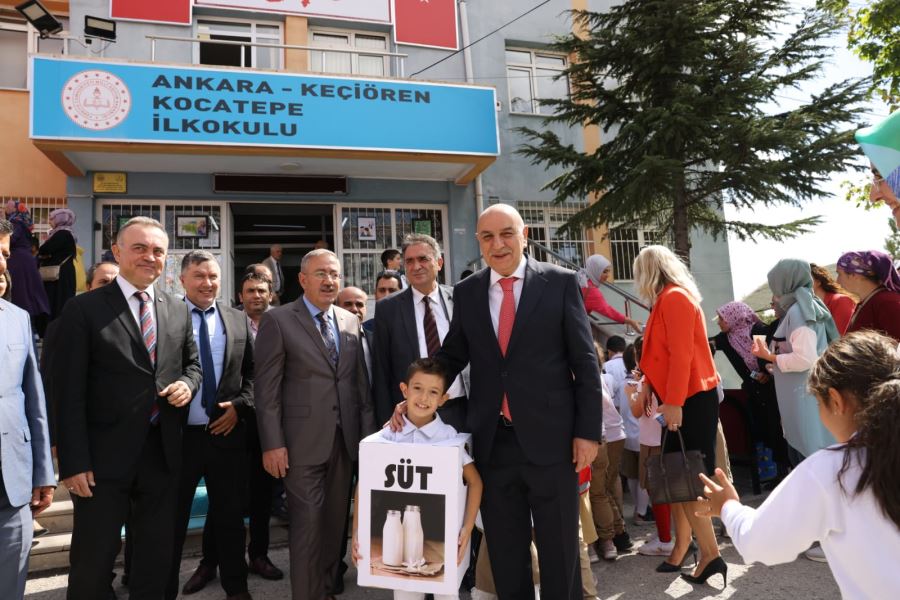 DÜNYA OKUL SÜTÜ GÜNÜ’NDE SAĞLIKLI BESLENMEYE DİKKAT ÇEKİLDİ