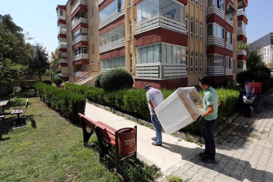 Yenimahalle’de sel mağdurlarına destek