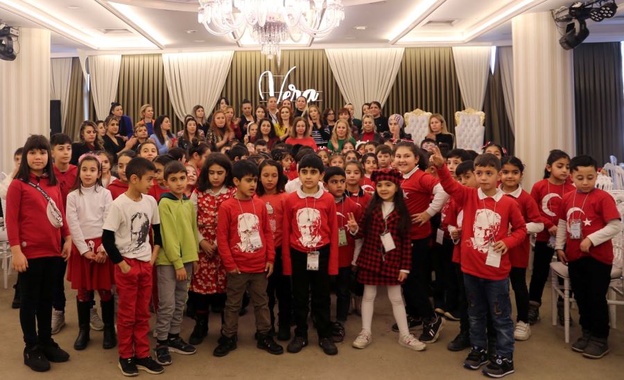Minikler Yeni Yılı Müzede kutladı