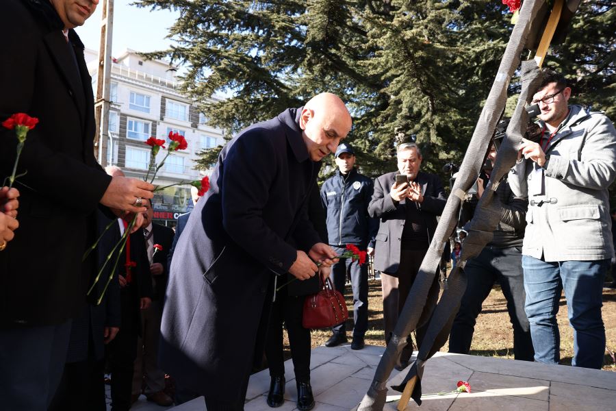 TÜRKMEN ŞEHİTLERİ KEÇİÖRENDE ANILDI