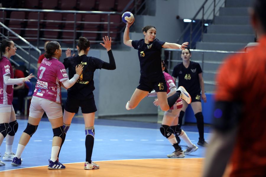 Yenimahalle Adasokağı’nı 10 farkla geçti