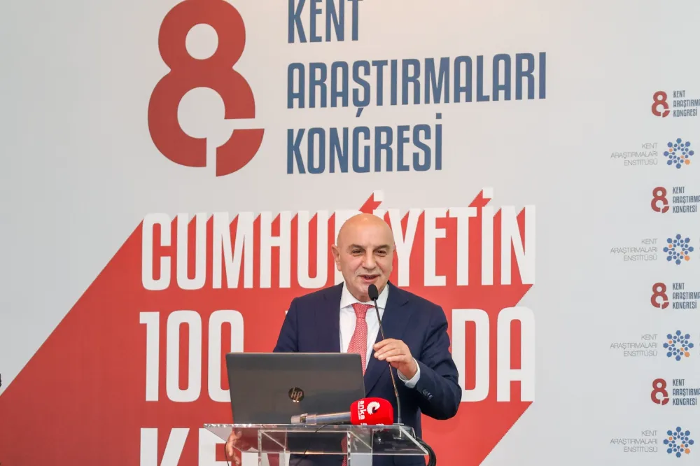 BAŞKAN ALTINOK 8. KENT ARAŞTIRMALARI KONGRESİ’NE KATILDI