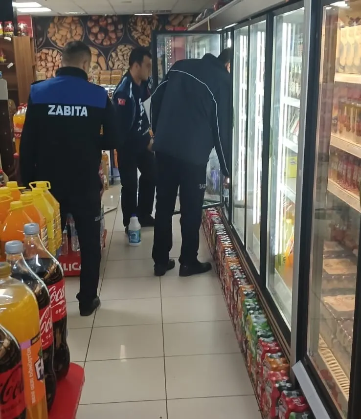 VATANDAŞ MAĞDUR OLMASIN DİYE SİNCAN ZABITASI İŞ BAŞINDA