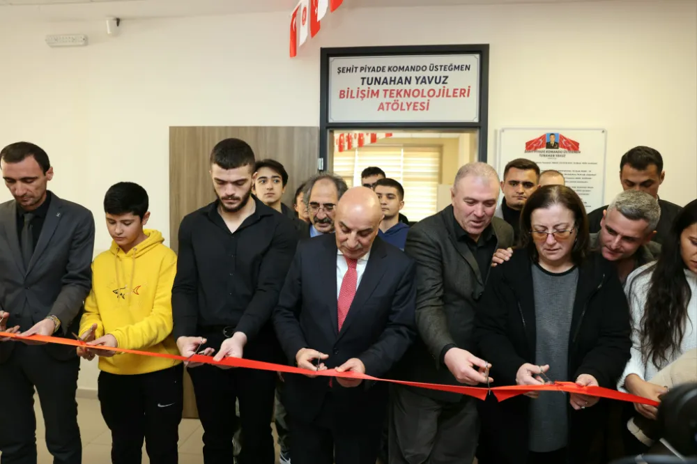 ŞEHİT ÜSTEĞMEN TUNAHAN YAVUZ’UN İSMİ BİLİŞİM TEKNOLOJİLERİ ATÖLYESİNDE YAŞAYACAK