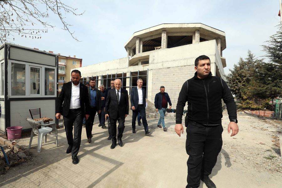 Cami ve Cemevi aynı anda yükseliyor
