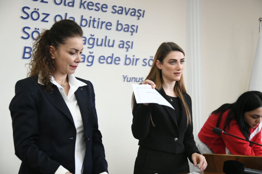 Mamak’ta Gençler Ve Çocuklar Sandığa Gitti