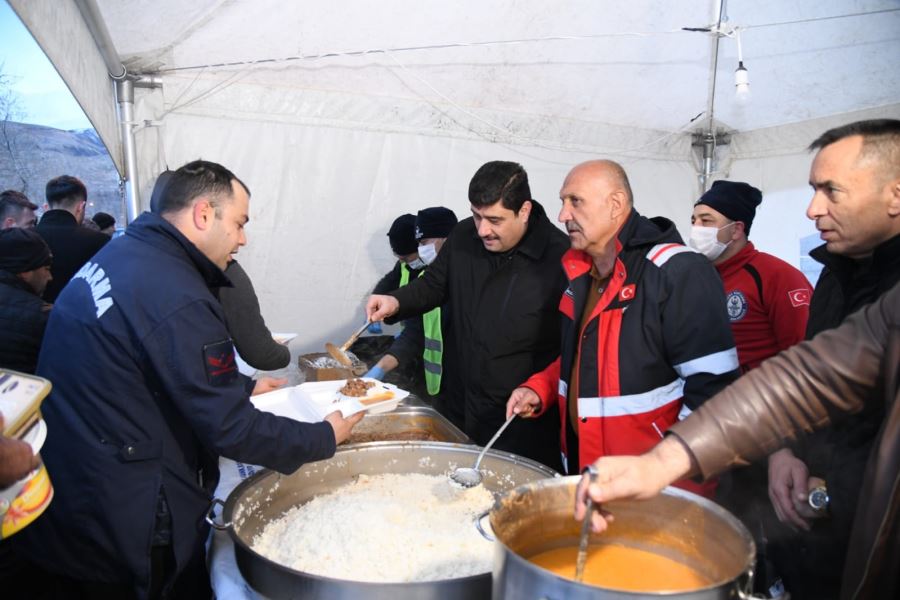 “ACIMIZ DA BİR AŞIMIZ DA”