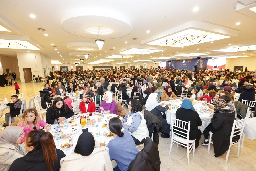 SİNCANLI HANIMLAR İFTARDA BULUŞTU