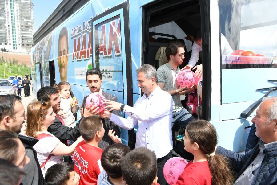 Çocuklara Bayram Sürprizi