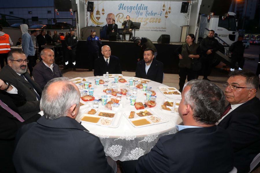 Batıkent sakinleri iftar sofrasında buluştu