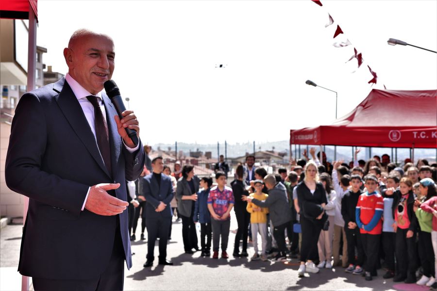 YEŞİLTEPE ORTAOKULUNA  LABORATUVAR SINIFI AÇILDI 