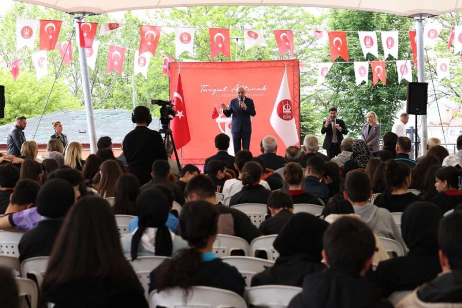 ATAPARK AYÇİN AKKAŞ KÜTÜPHANESİ HİZMETE AÇILDI 