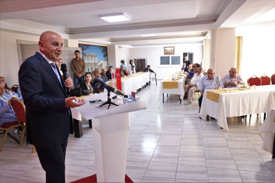 HUZUREVİNDE BABALAR GÜNÜ KUTLAMASI