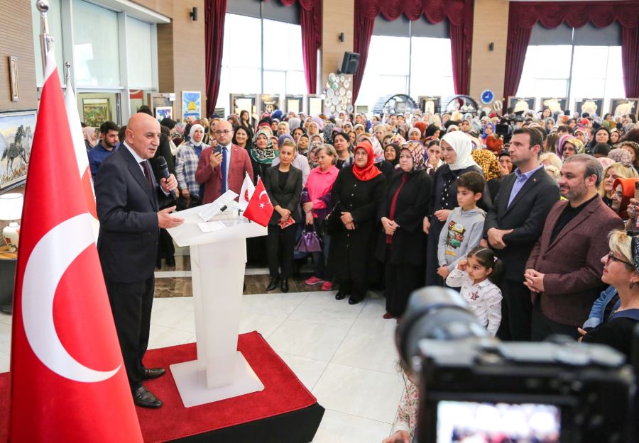 KEÇMEK YIL SONU SERGİSİ KEÇİÖREN’DE AÇILDI