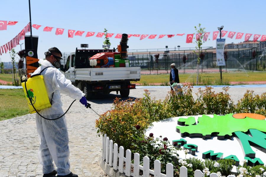 Mamak Belediyesi’nden Çevre  Dostu Biyolojik Mücadele